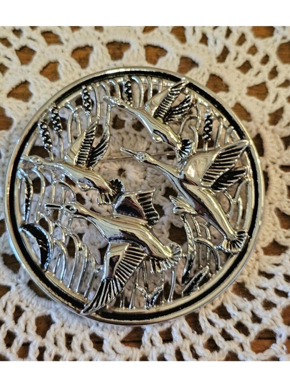 Vintage Sarah Coventry "Flight" Flying Ducks/Geese Silver Brooch/Pin/Pendant
